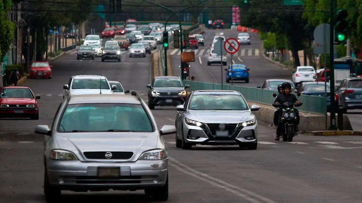 autos en trafico